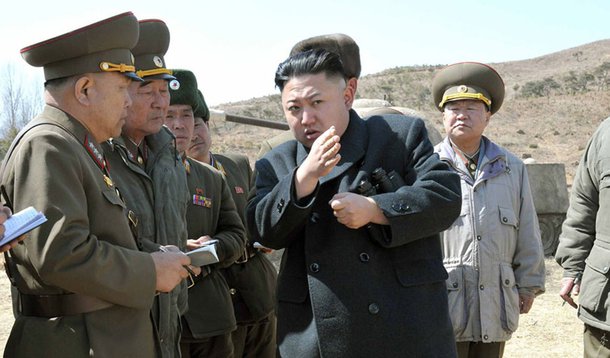 Coreia do Norte lança mísseis e liquida ativos do Sul