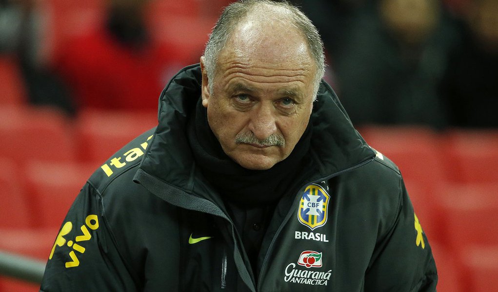 Felipão: Brasil teve "dificuldades físicas" contra ingleses