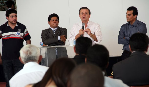 Assembleias de Deus de todo Estado declaram apoio a Jovair