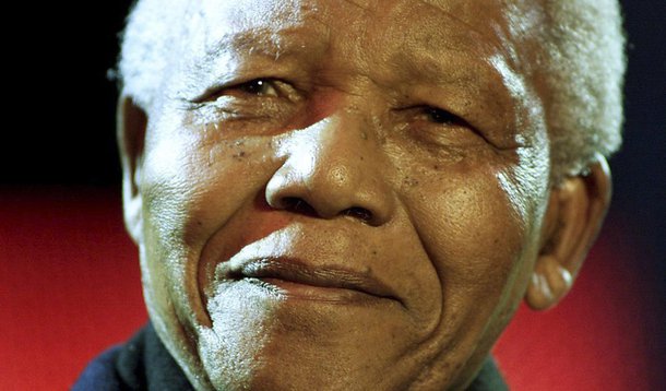 Estado de saúde de Mandela apresenta melhoras