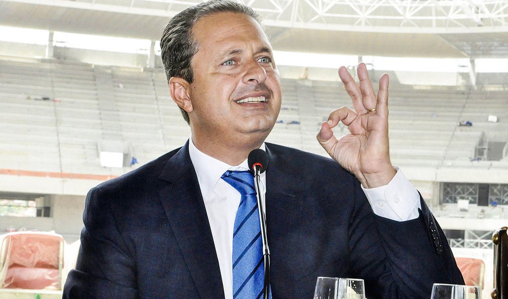 Dirigentes do PT querem punir Campos