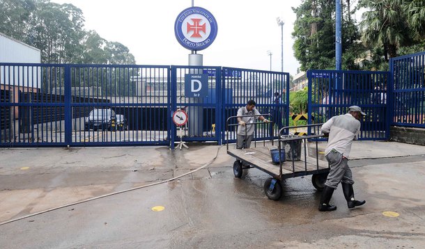 Após chuvas, escola no Morumbi suspende aulas