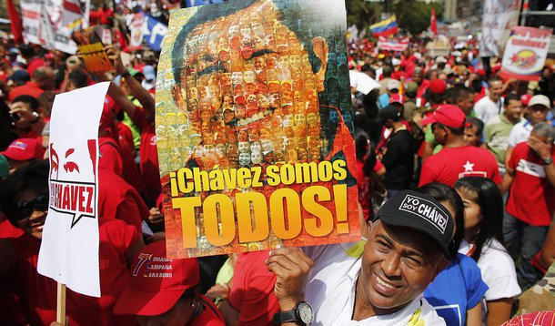 Saúde de Chávez apresenta ligeira melhora