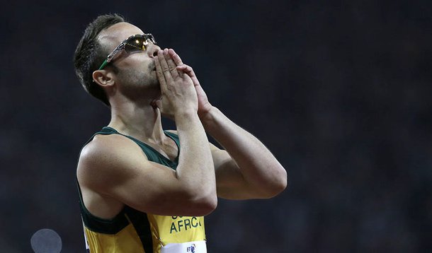 Oscar Pistorius é detido após morte da namorada