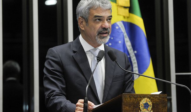 Humberto Costa defende a criação de municípios