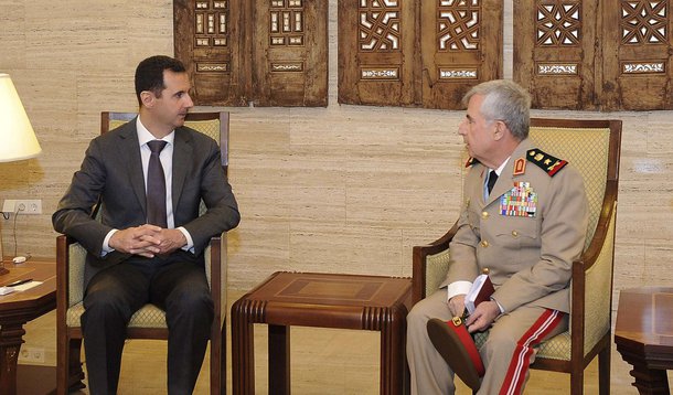 Síria alerta que pode reagir com armas químicas