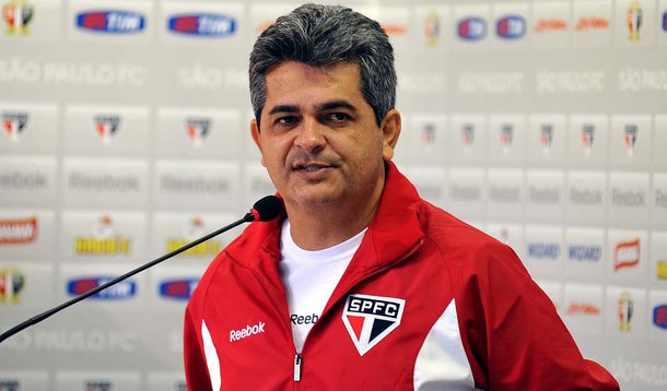 Ney Franco é apresentado no São Paulo