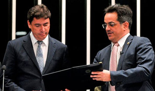 Wilder Morais toma posse no lugar de Demóstenes