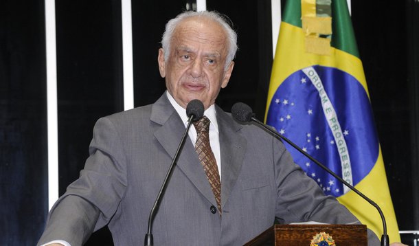 Pedro Simon volta a cobrar Pagot e Cavendish na CPI