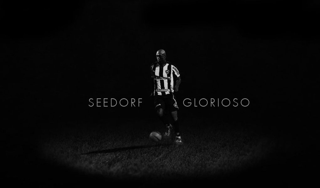 Botafogo anuncia Seedorf, "maior contratação de um estrangeiro"