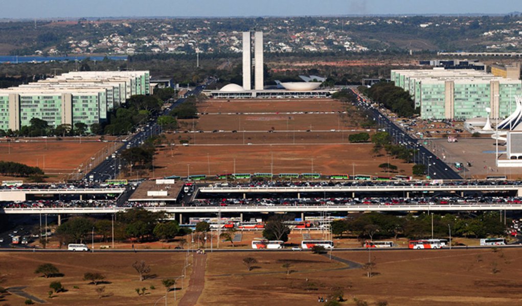 AGU questiona impedimento à divulgação de salários