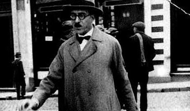 Pessoa é lembrado no mês em que completaria 124 anos