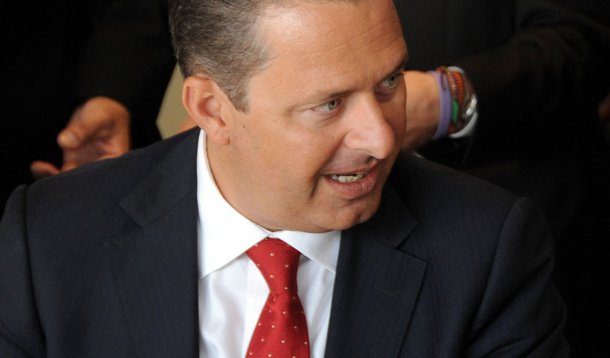 À frente do processo