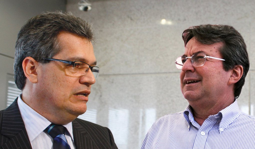  Grupo de Rands investiga uso da máquina na PCR 