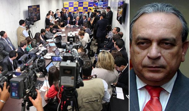 "O PT não tem coragem de enfrentar o mensalão"