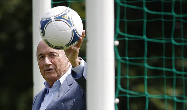 Fifa libera chip na bola para definir gols no futebol