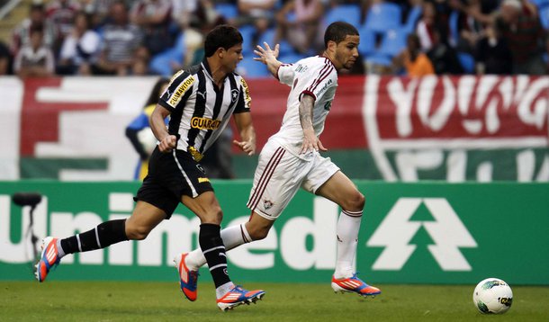 Botafogo e Fluminense empatam no Engenhão