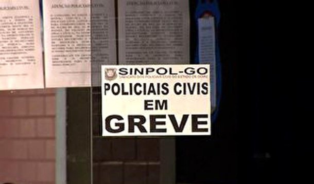Legistas e Peritos paralisam os serviços em protesto
