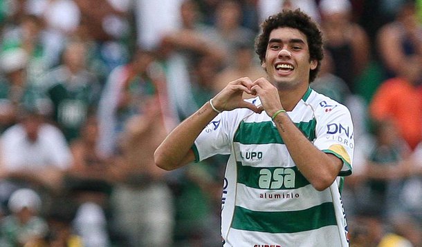 Guarani surpreende e bate Palmeiras