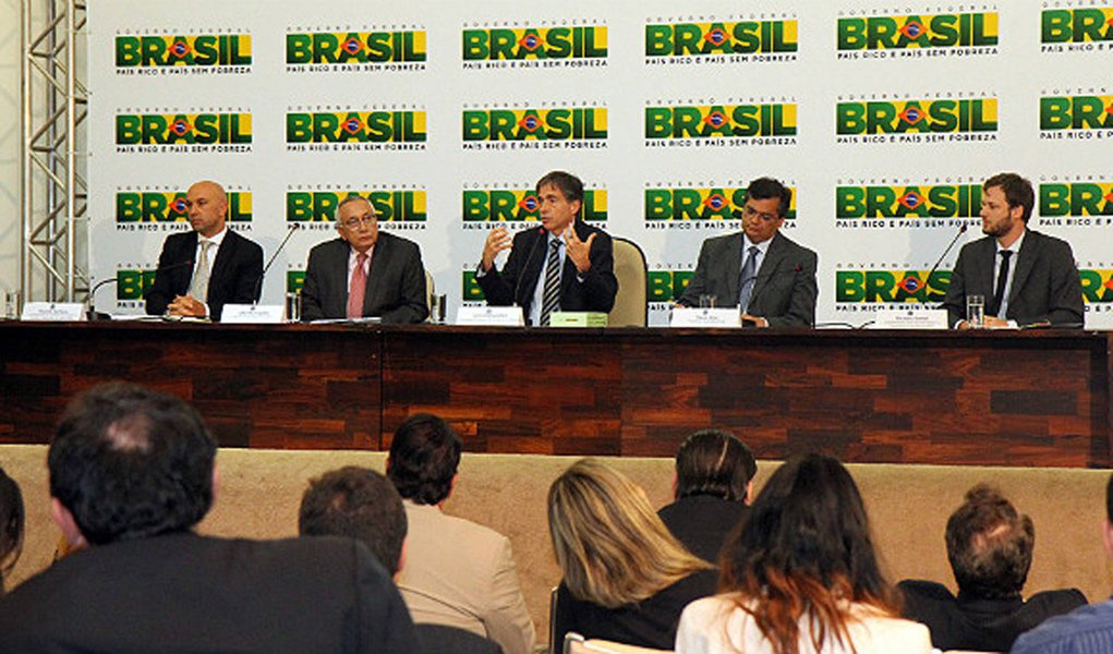 Brasil divulga cidades-sede da Copa 2014 em Londres