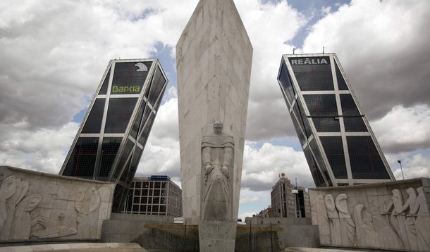 Espanha precisará de 62 bilhões de euros para salvar bancos