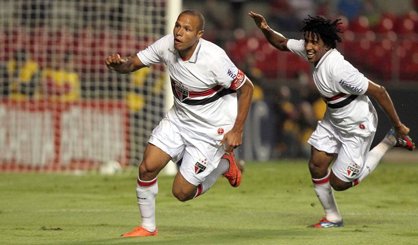 São Paulo se classifica com 3 a 1 em cima da Ponte