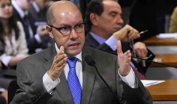 Começa a hora da verdade para um mestre da mentira