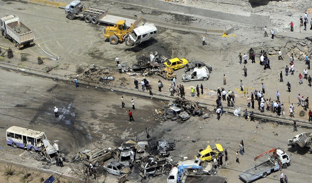 União Europeia aprova mais sanções à Síria