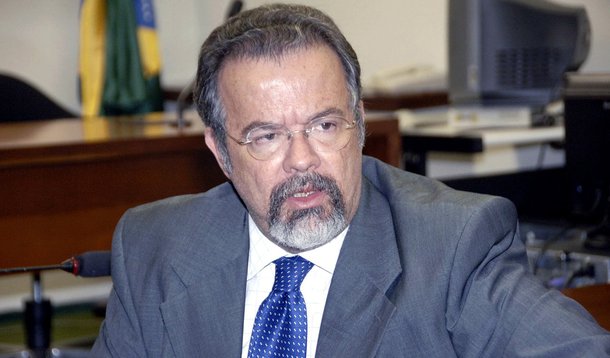 Jungmann vai usar a LAI para obter informações 