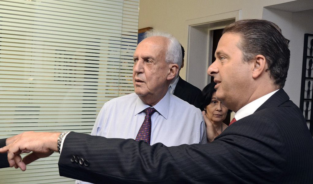 Jarbas garante a Eduardo apoio em projeto do Estado