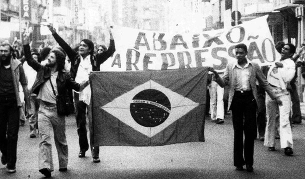 Justiça ordena reintegração de professor demitido na ditadura