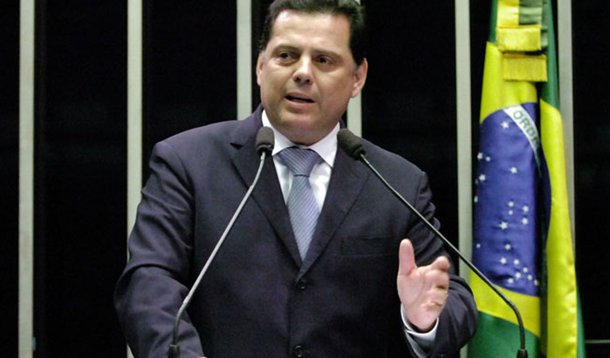 Goiás adota estratégia de risco para vencer crise