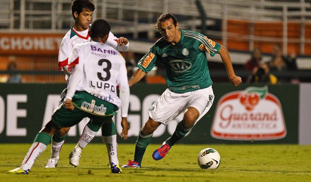 Palmeiras e Portuguesa empatam na estreia do Brasileirão