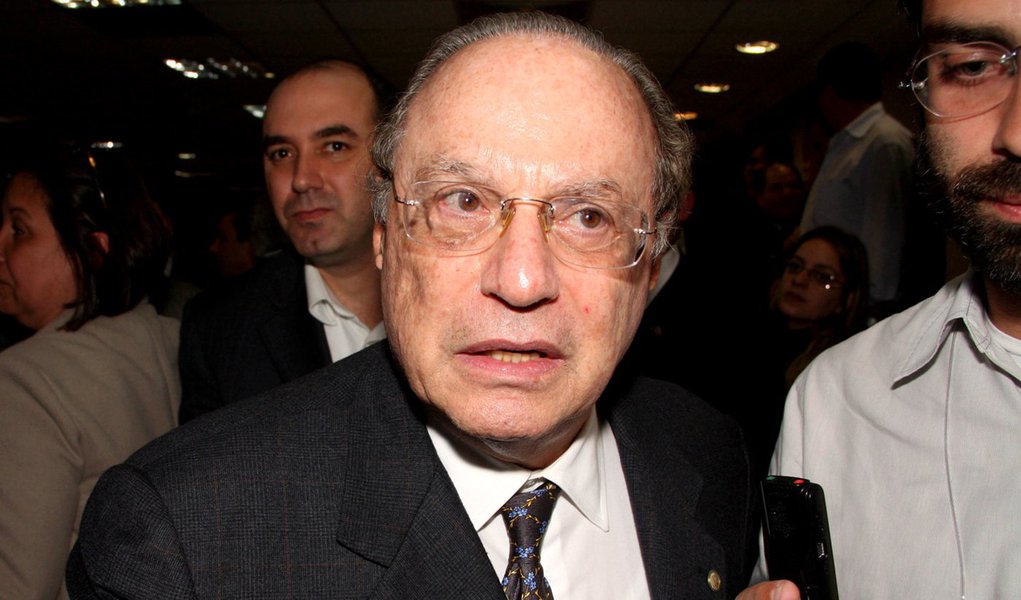 Justiça dos EUA nega fim de processo contra Maluf