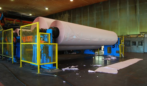 Empresas brasileiras sofrem com cenário de câmbio e commodities, diz Moody's