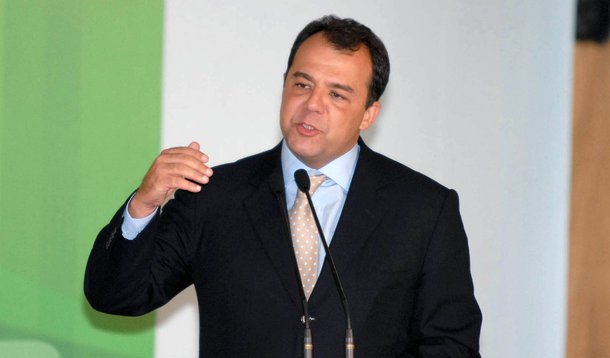 Viagem a Paris melhorou imagem do Rio, diz Cabral
