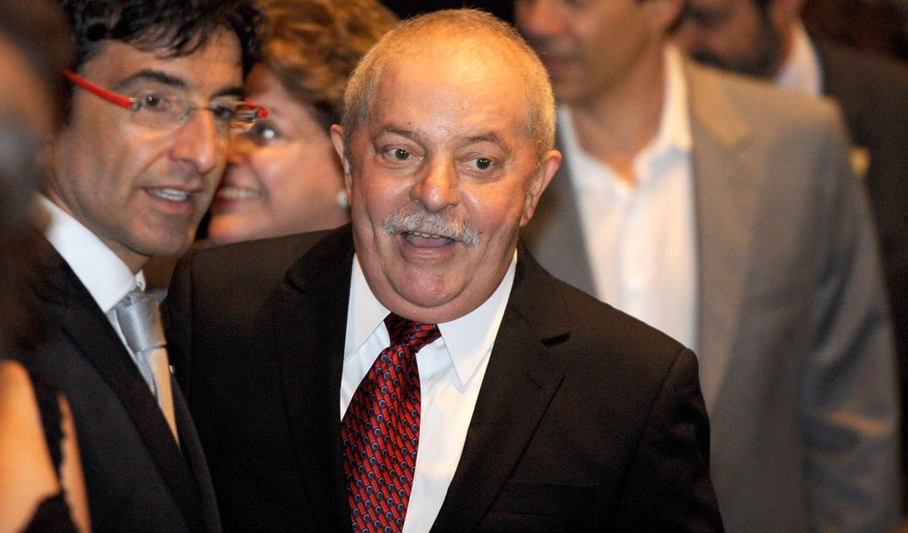 Lula garante que entrará na campanha em maio