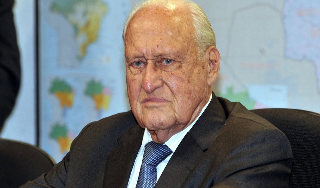 João Havelange é internado no Rio de Janeiro