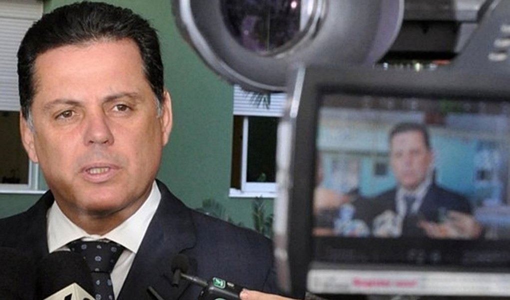 Perillo terá claque na CPI