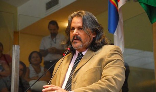  Grupo de Costa vê sabotagem contra Osmar 