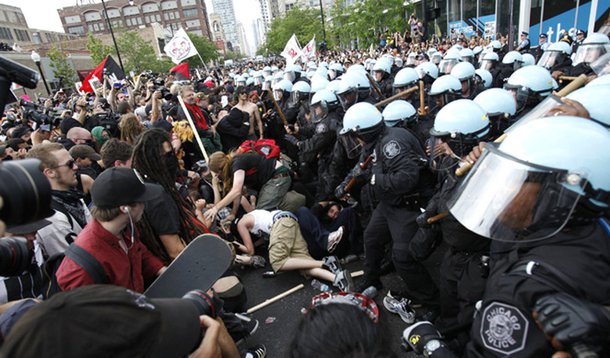 Manifestação anti-Otan acaba com 45 detidos em Chicago