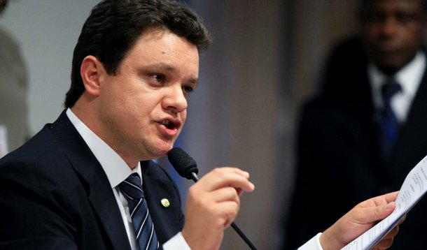 "Se houve corrupção de alguns atores da mídia, isso deve ser investigado"