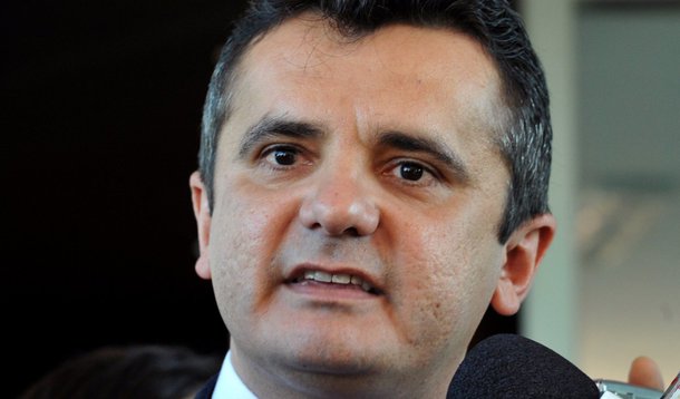 Presidente de Banco do NE é acusado de desvio de verba