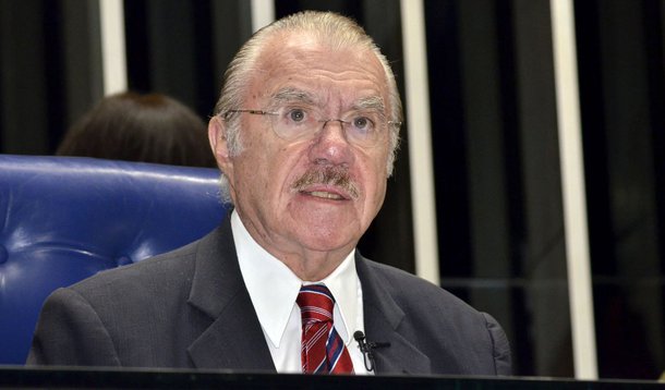 Sarney critica rapidez em processo contra Lugo