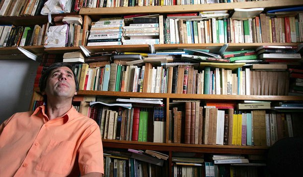 Historiador aponta vertente fascista no PT