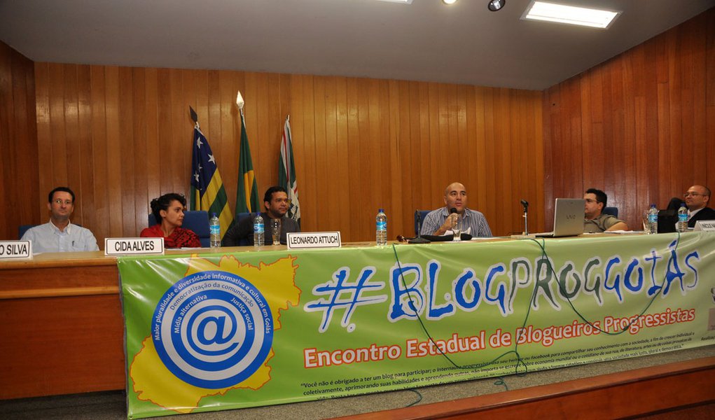 Imprensa livre debate futuro do jornalismo