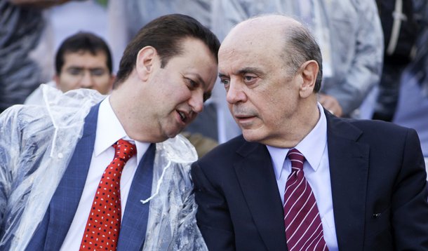 Kassab convoca Serra para sucessão em São Paulo