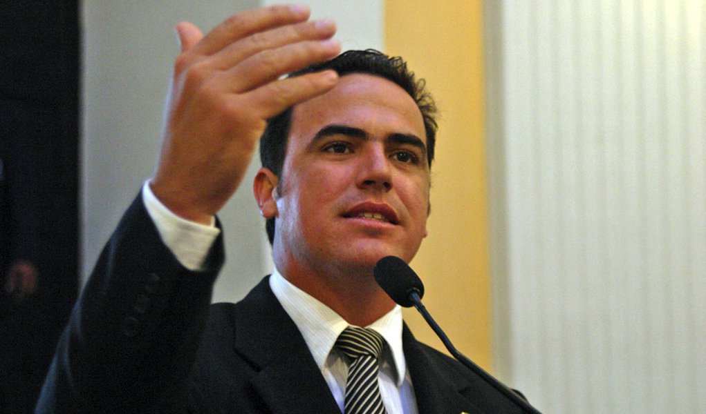 Povo de Jaboatão quer mudança, afirma João Fernando Coutinho