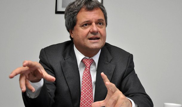 Rincón vendeu carros a braço direito de Cachoeira