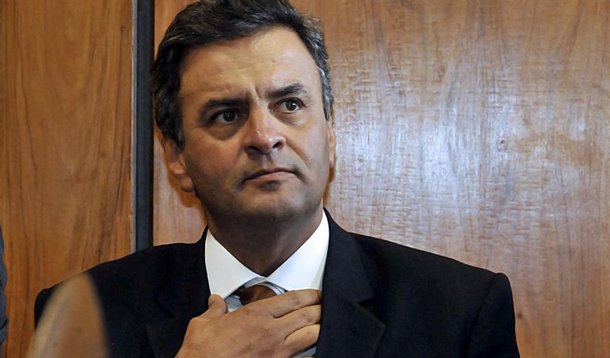 Aécio critica governos de Dilma e de Lula
